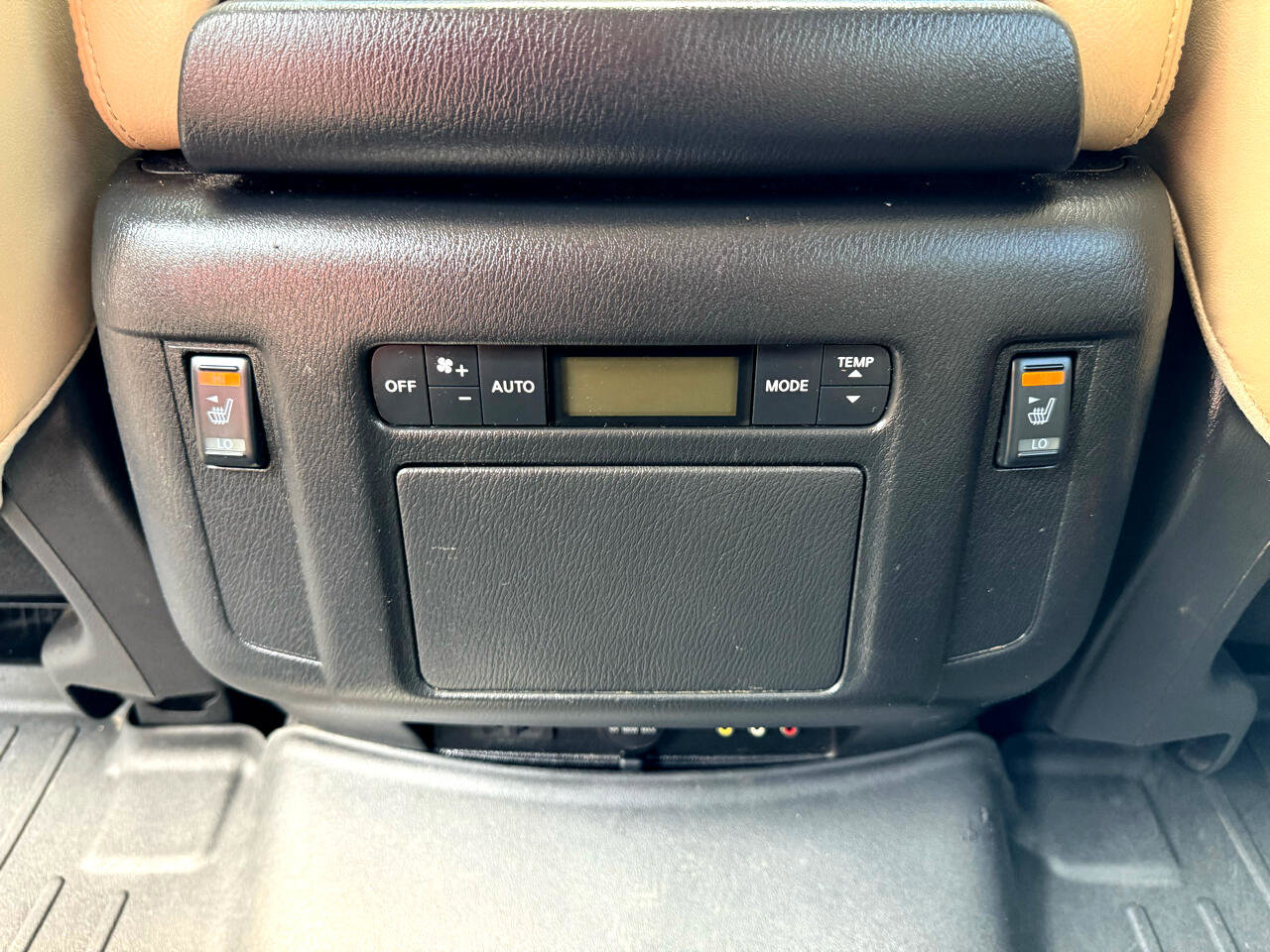 Used 2017 Nissan Armada Platinum w/ Captain Seat Package image 26