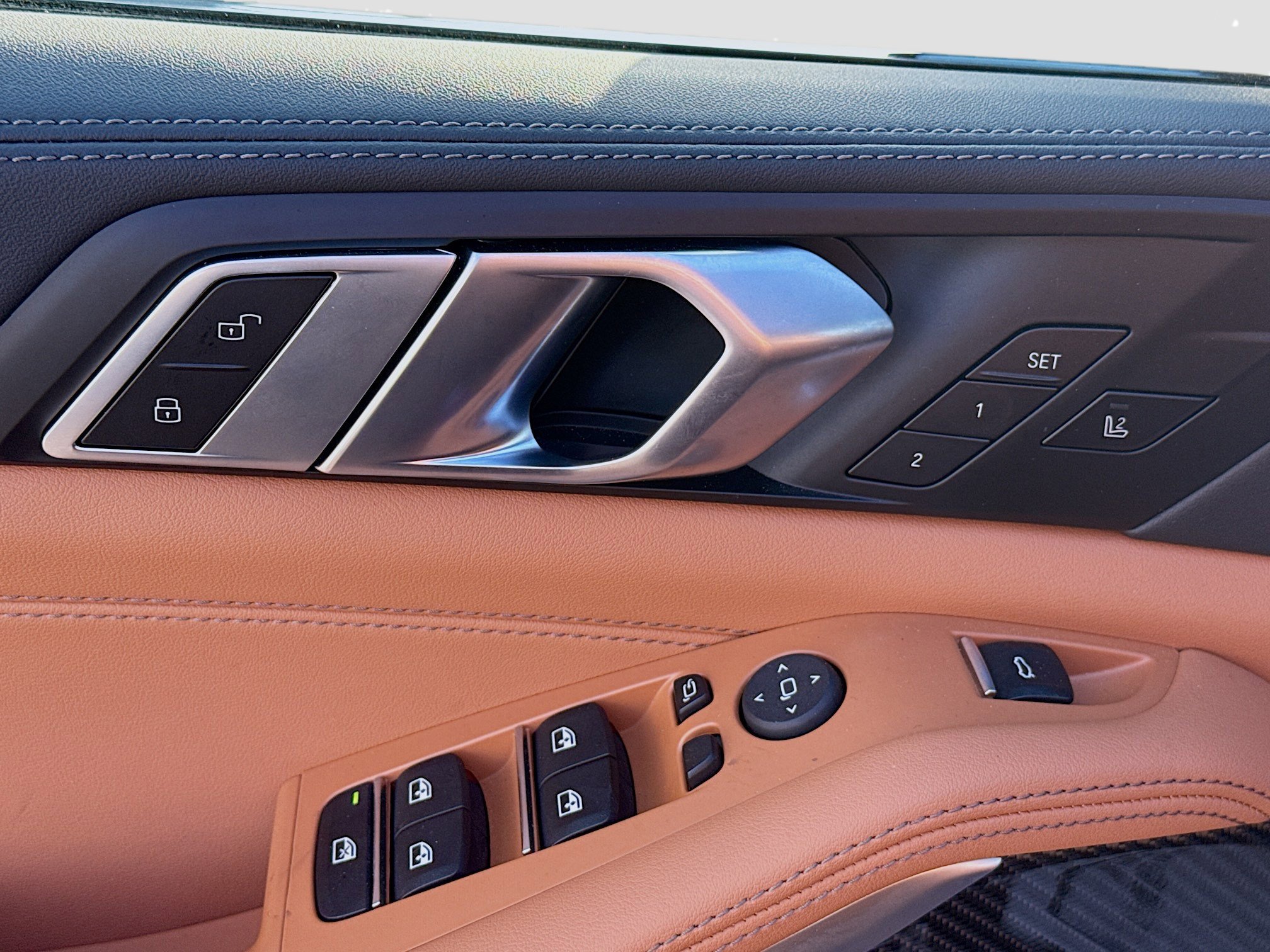 Used 2026 BMW X5 M60i image 24