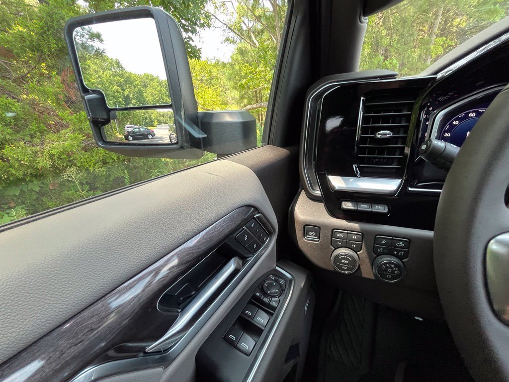 New 2026 Chevrolet Silverado 3500 LTZ w/ LTZ Premium Package AWD/4WD image 19