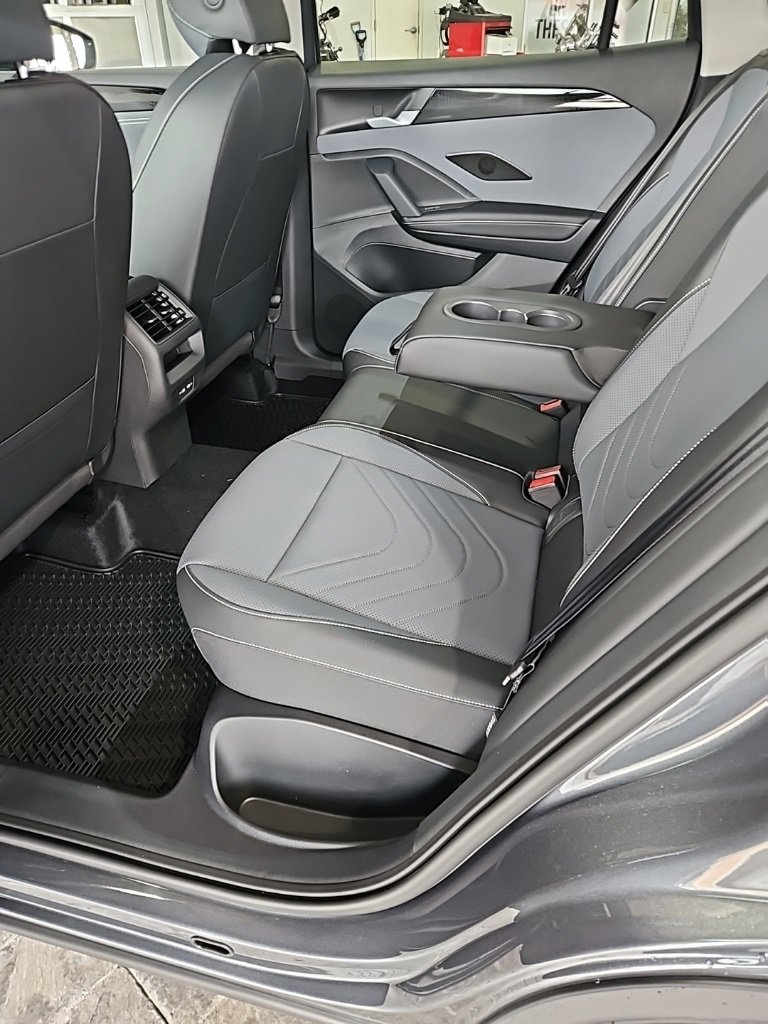 New 2026 Volkswagen Tiguan SE image 23