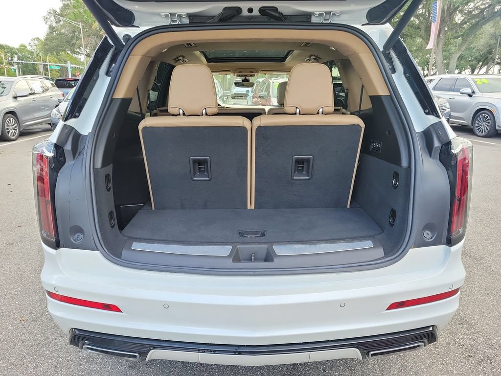 Used 2023 Cadillac XT6 Sport w/ Platinum Package AWD/4WD image 12