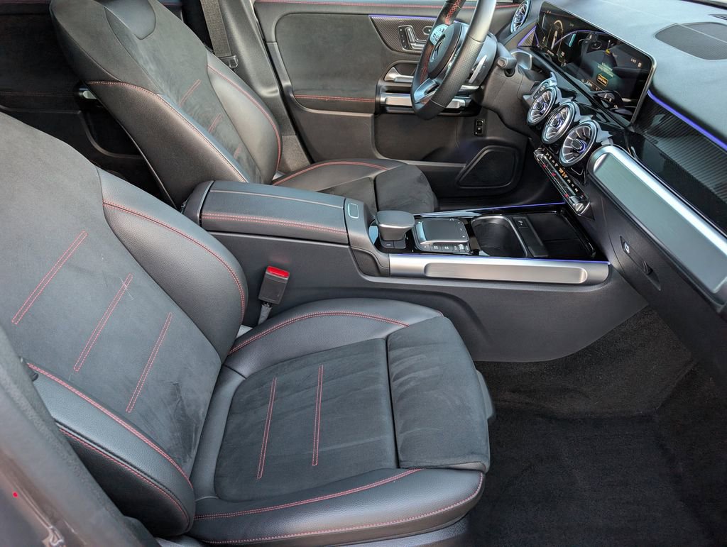 Certified 2022 Mercedes-Benz GLB 35 AMG 4MATIC image 12