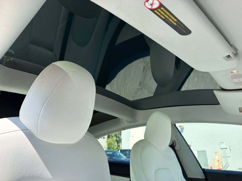 Used 2021 Tesla Model 3 Standard Range Plus RWD image 10