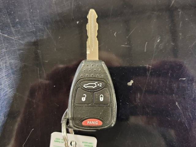 Used 2011 Dodge Avenger Mainstreet image 21