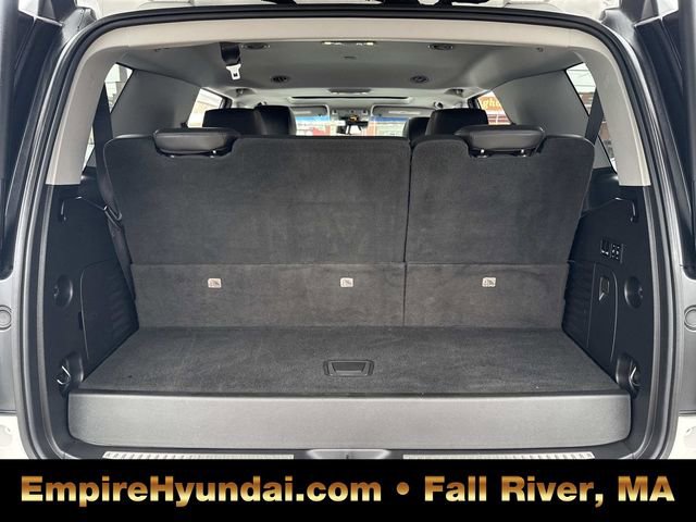 Used 2020 Cadillac Escalade Luxury w/ LPO, Radiant Package image 6