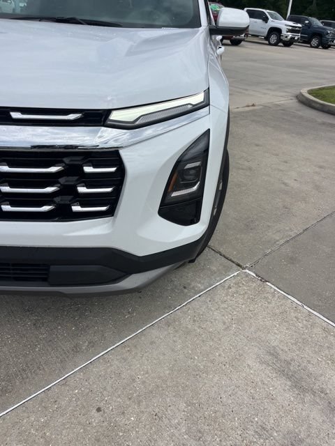 Used 2025 Chevrolet Equinox LT AWD/4WD image 12