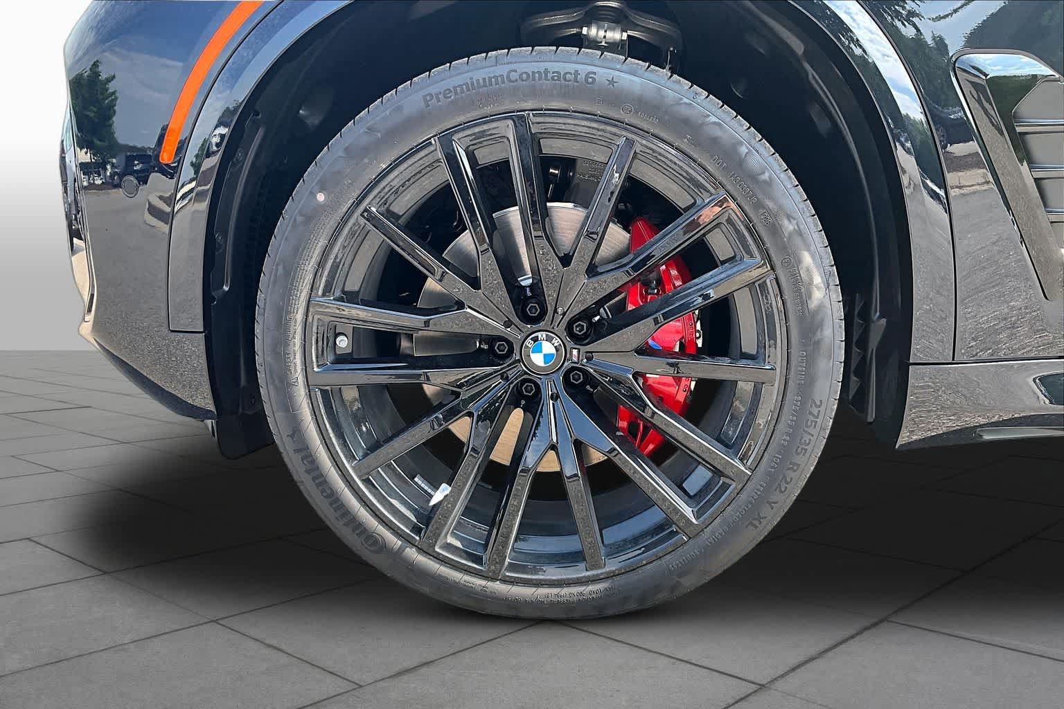 New 2026 BMW X5 xDrive40i w/ M Sport Package AWD/4WD image 11