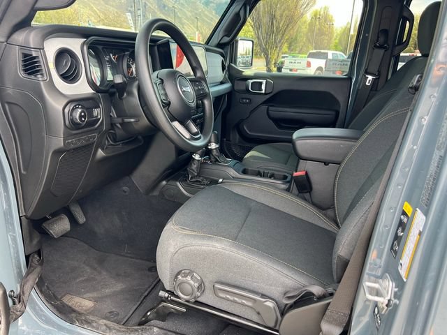 Used 2025 Jeep Gladiator Sport AWD/4WD image 25