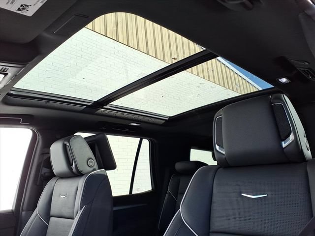 New 2026 Cadillac Escalade Luxury image 10