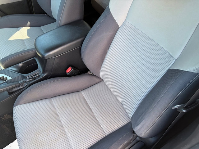 Used 2015 Toyota RAV4 XLE AWD/4WD image 27