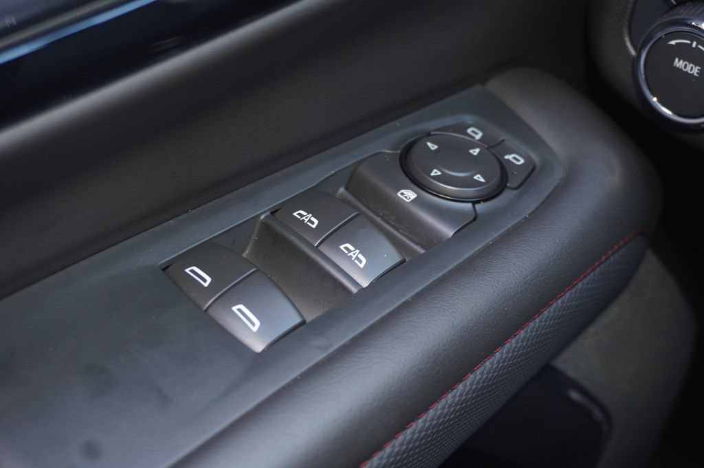 Used 2026 Chevrolet Tahoe RST RWD image 18