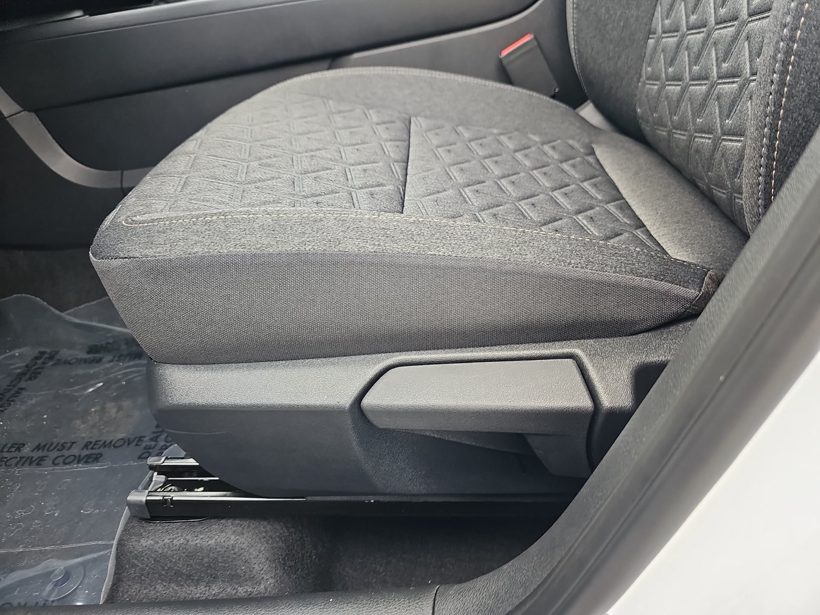 New 2027 Nissan Kicks SV w/ SV Premium Package FWD image 28