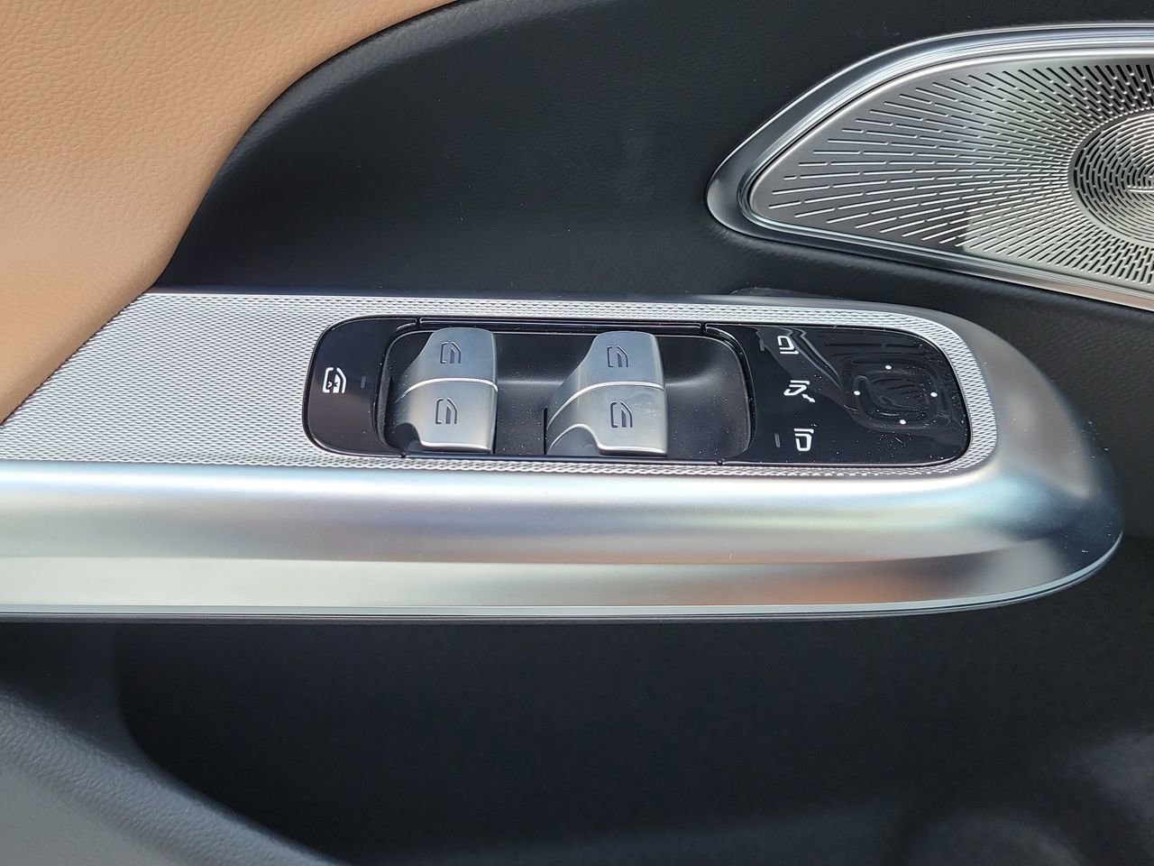 New 2026 Mercedes-Benz E 450 4MATIC Sedan image 26