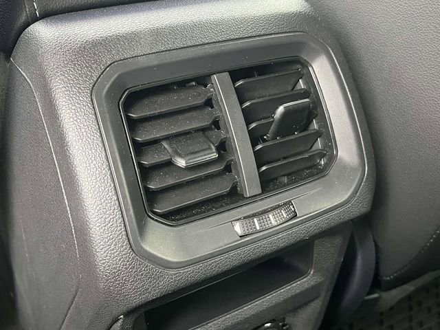 Used 2023 Volkswagen Tiguan SE FWD image 20