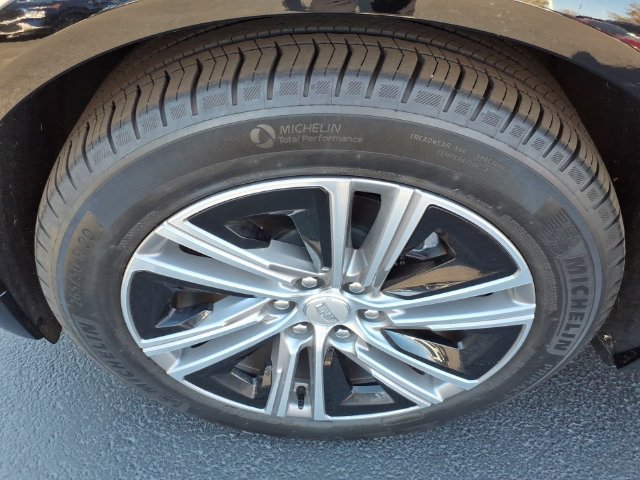 Used 2024 Cadillac Lyriq Luxury AWD/4WD image 12