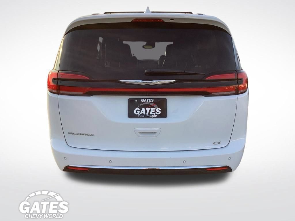 Used 2021 Chrysler Pacifica Touring-L FWD image 8