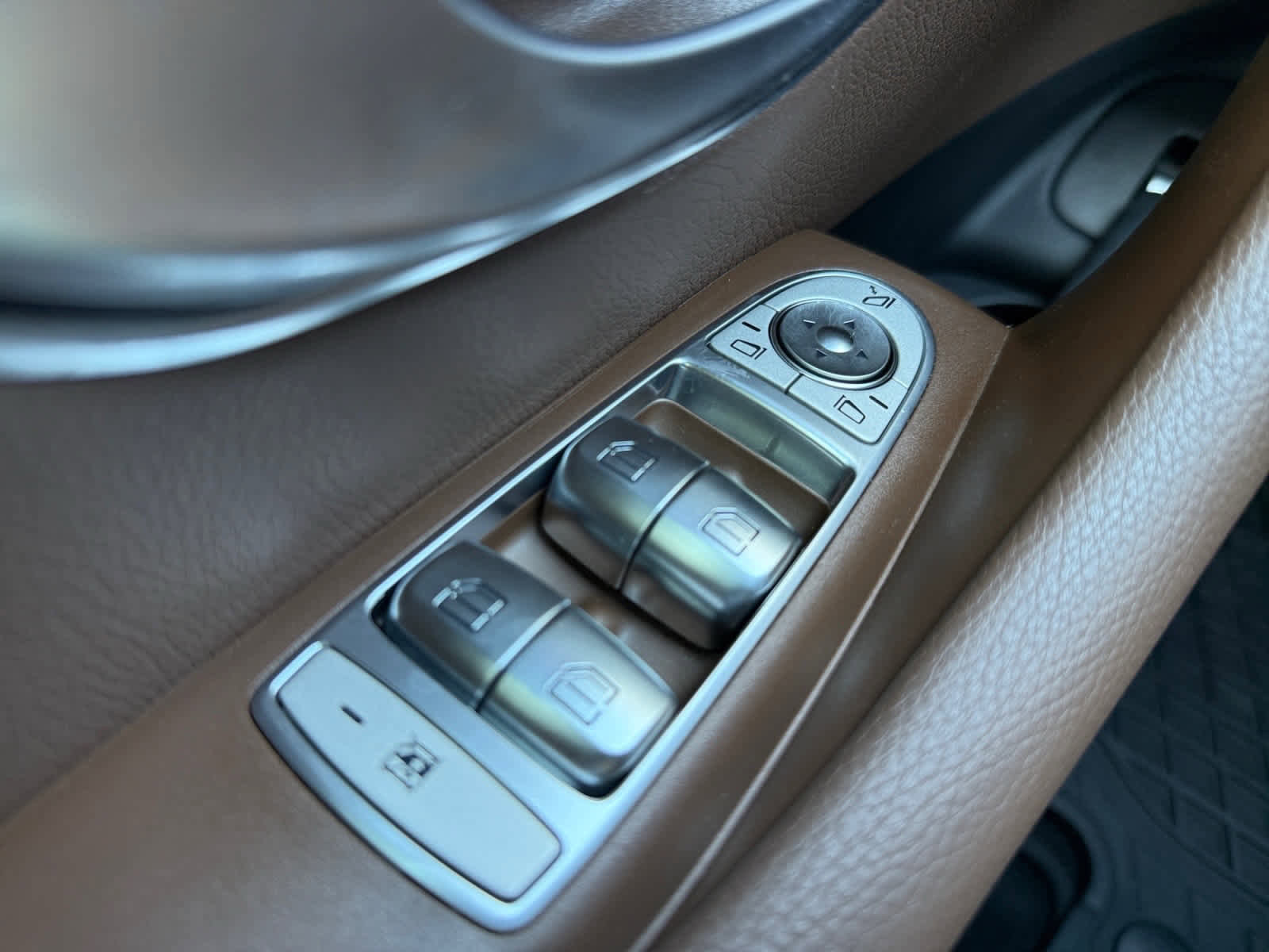 Certified 2023 Mercedes-Benz E 350 4MATIC Sedan image 27