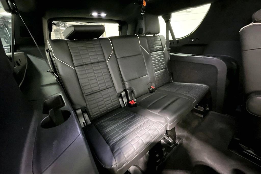 Used 2023 Cadillac Escalade ESV V image 37