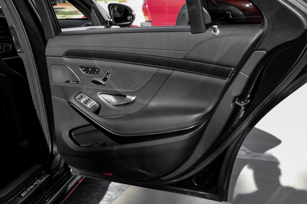 Used 2020 Mercedes-Benz S 63 AMG 4MATIC Sedan image 45