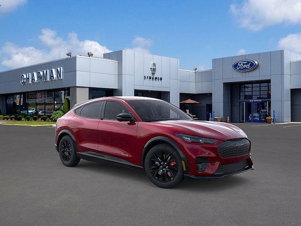 Used 2025 Ford Mustang Mach-E Premium w/ Sport Appearance Package image 7