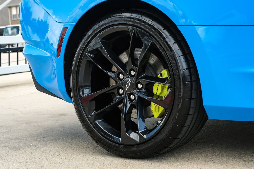 Used 2023 Chevrolet Camaro SS RWD image 61