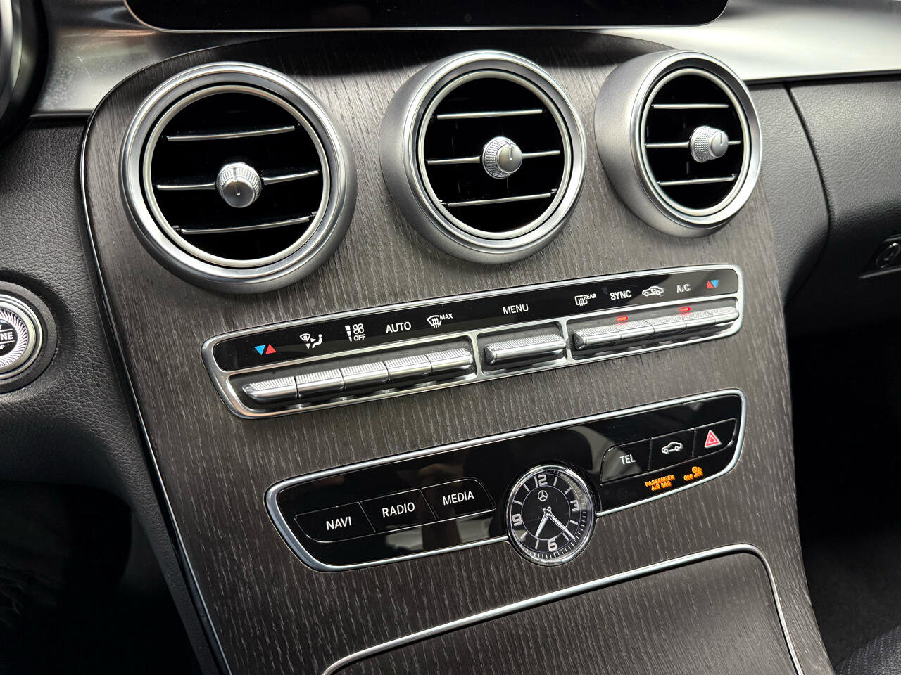 Used 2021 Mercedes-Benz C 300 C300 4MATIC Sedan image 23