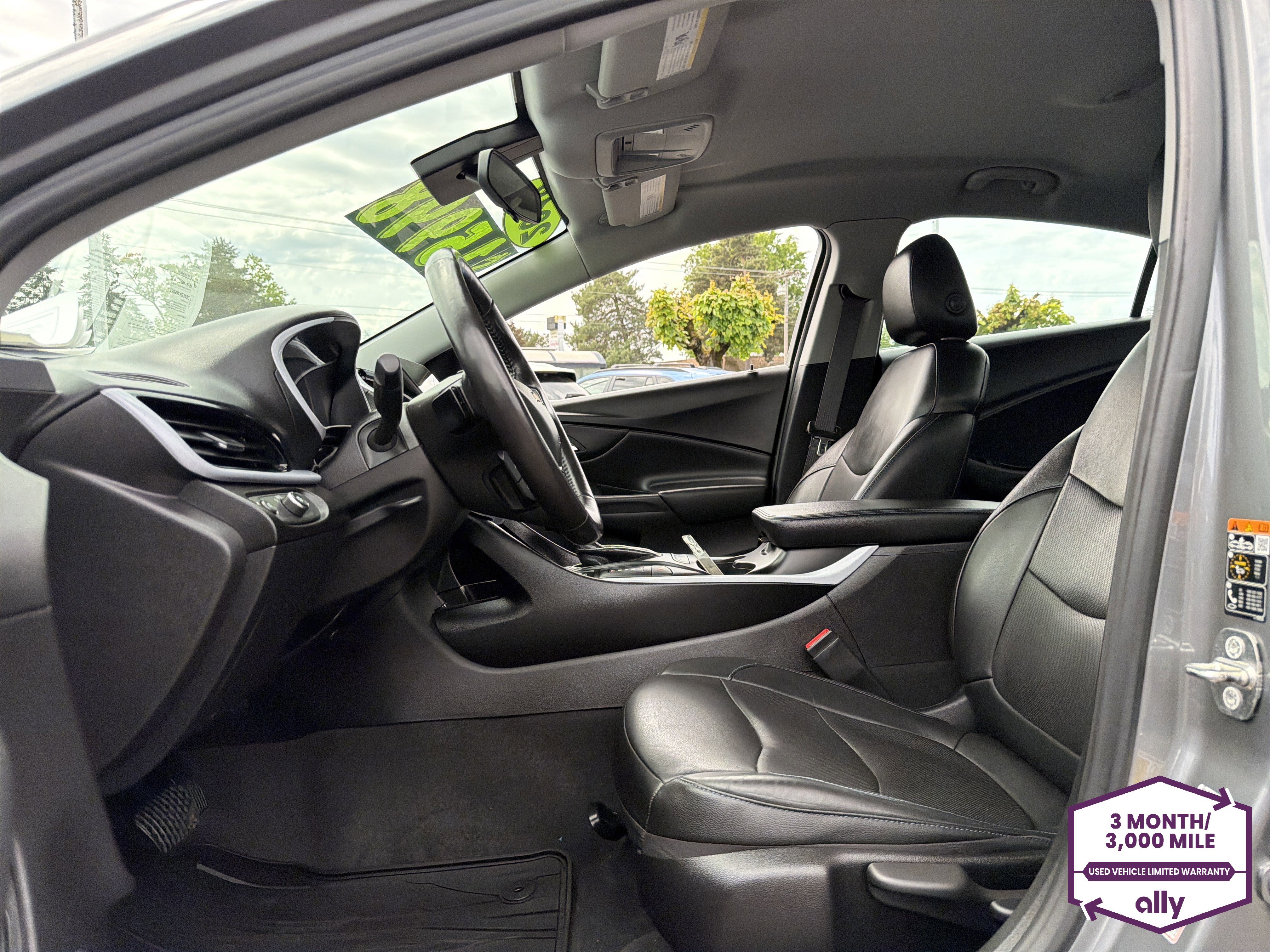 Used 2018 Chevrolet Volt LT w/ LT Driver Confidence Package FWD image 10