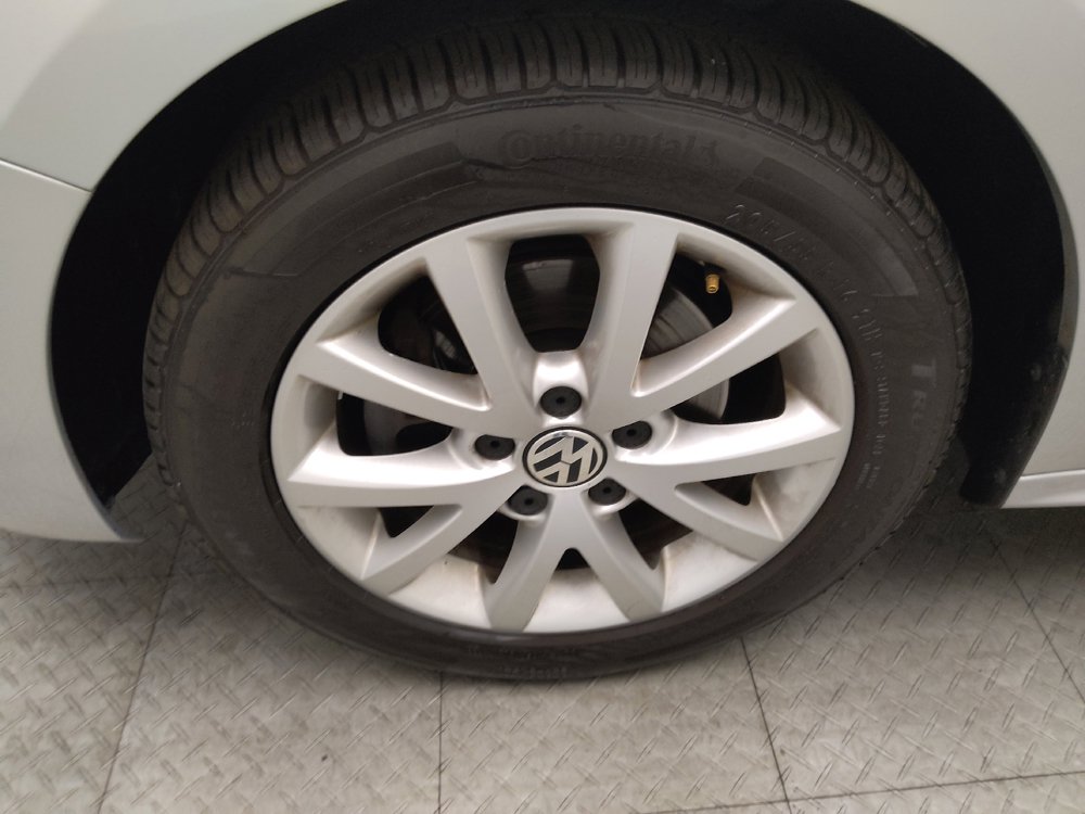 Used 2014 Volkswagen Jetta SE FWD image 31