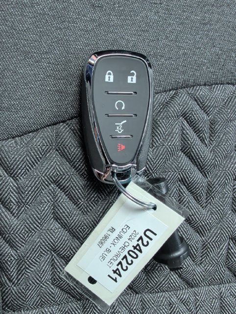 Used 2024 Chevrolet Equinox LT FWD image 27