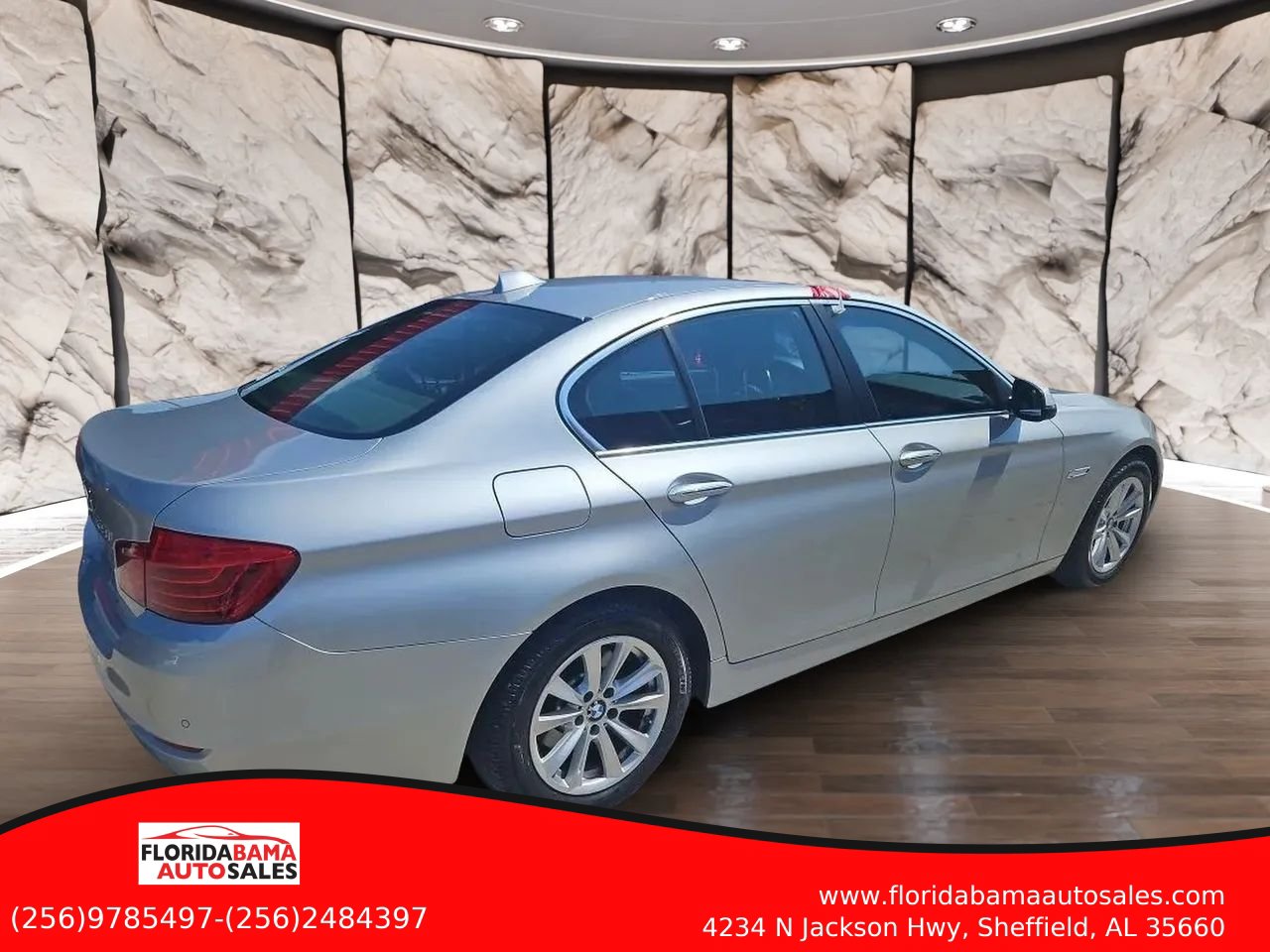 Used 2016 BMW 528i xDrive Sedan AWD/4WD image 4