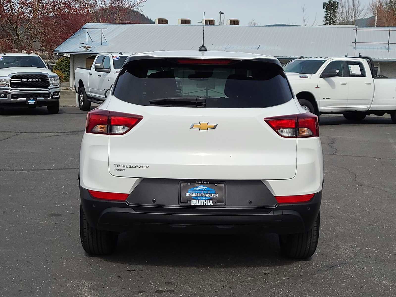 Used 2025 Chevrolet TrailBlazer LS w/ LS Convenience Package image 13