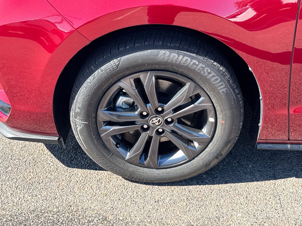 New 2026 Toyota Sienna XSE AWD/4WD image 38