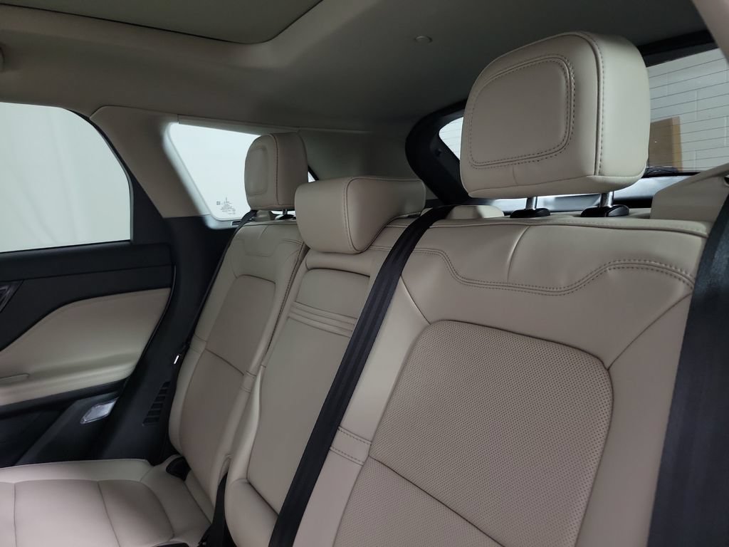 Certified 2025 Lincoln Corsair Grand Touring AWD/4WD image 14
