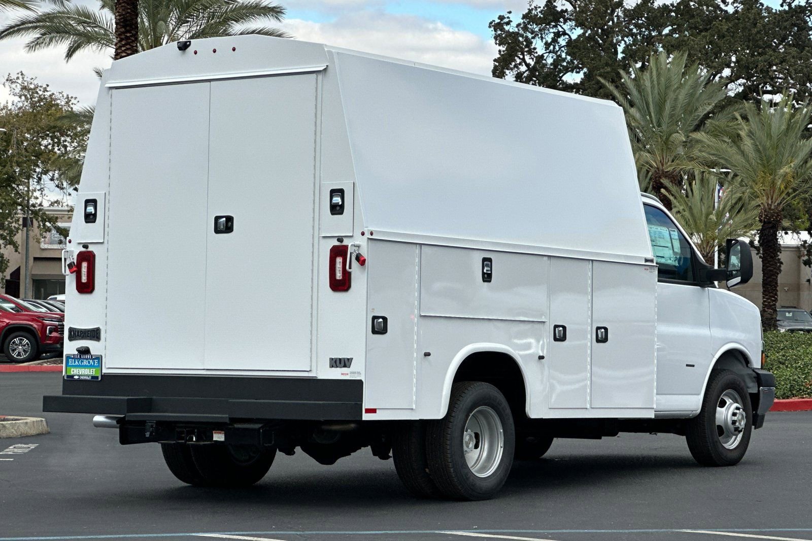 New 2024 Chevrolet Express 3500 w/ Power Convenience Package image 3
