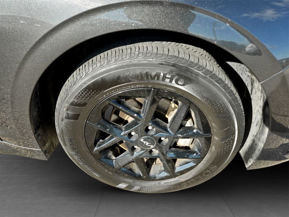 Used 2025 Kia K5 LXS image 35