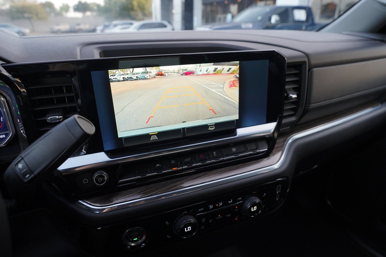 Certified 2024 Chevrolet Silverado 1500 LT AWD/4WD image 13