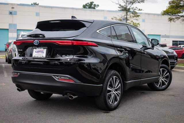 Used 2023 Toyota Venza LE AWD/4WD image 9