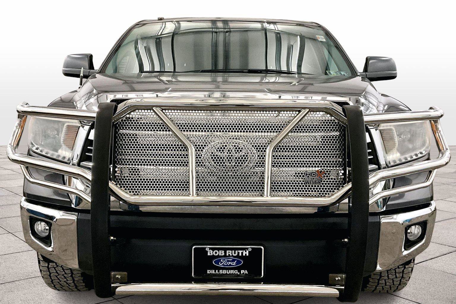 Used 2016 Toyota Tundra SR5 image 3