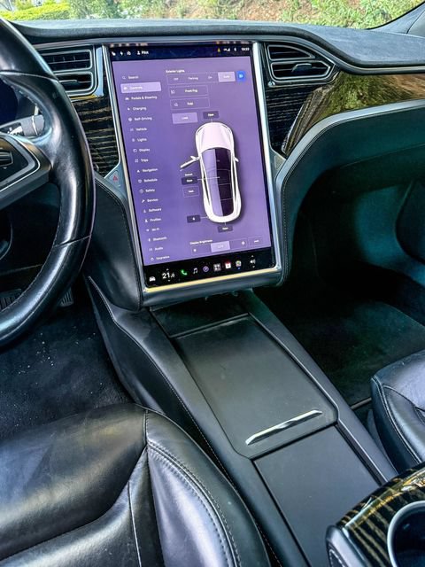 Used 2016 Tesla Model S 90D AWD/4WD image 9