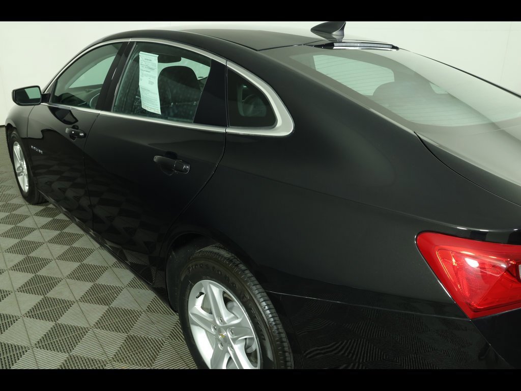 Used 2021 Chevrolet Malibu LS image 14