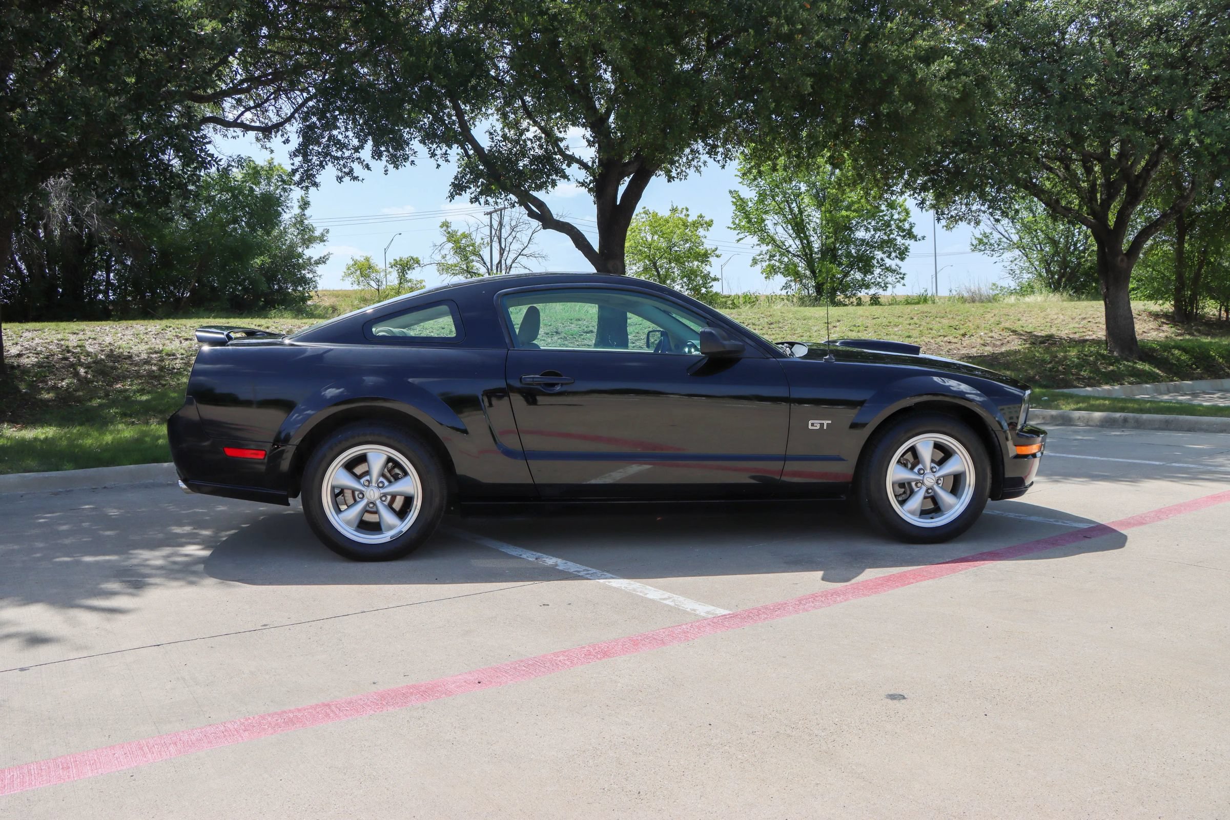 Used 2008 Ford Mustang GT Premium RWD image 8