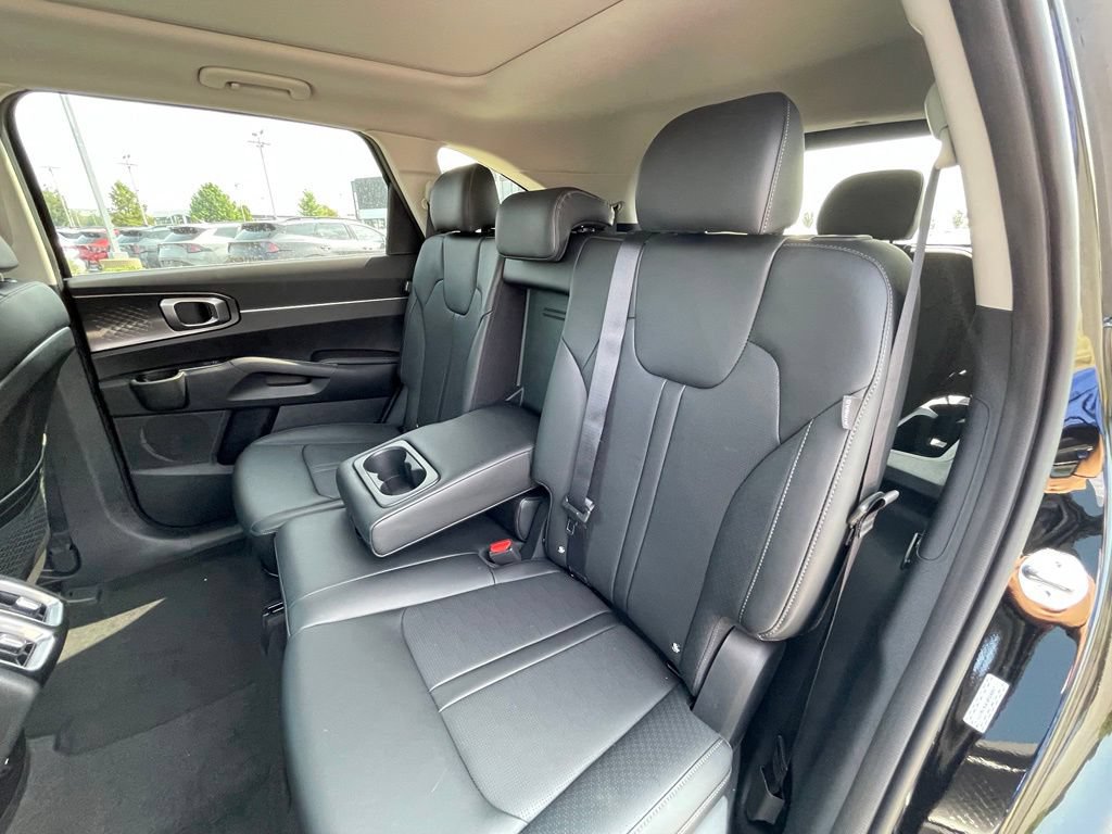 New 2026 Kia Sorento S w/ S Panoramic Sunroof Package FWD image 26