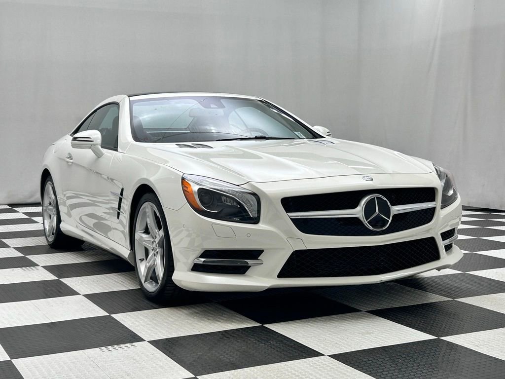 Used 2013 Mercedes-Benz SL 550 image 2