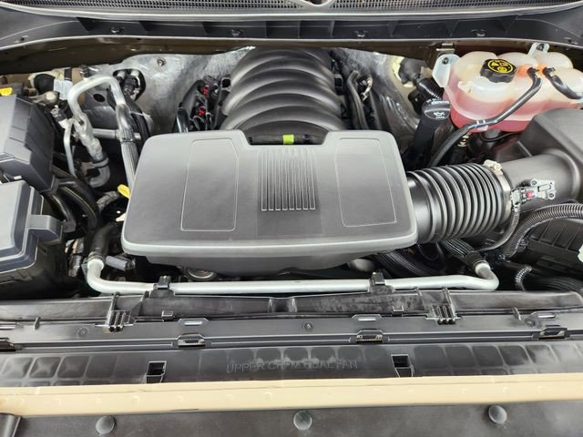 Used 2023 Chevrolet Silverado 1500 Custom Trail Boss w/ LPO, Dark Essentials Package AWD/4WD image 17