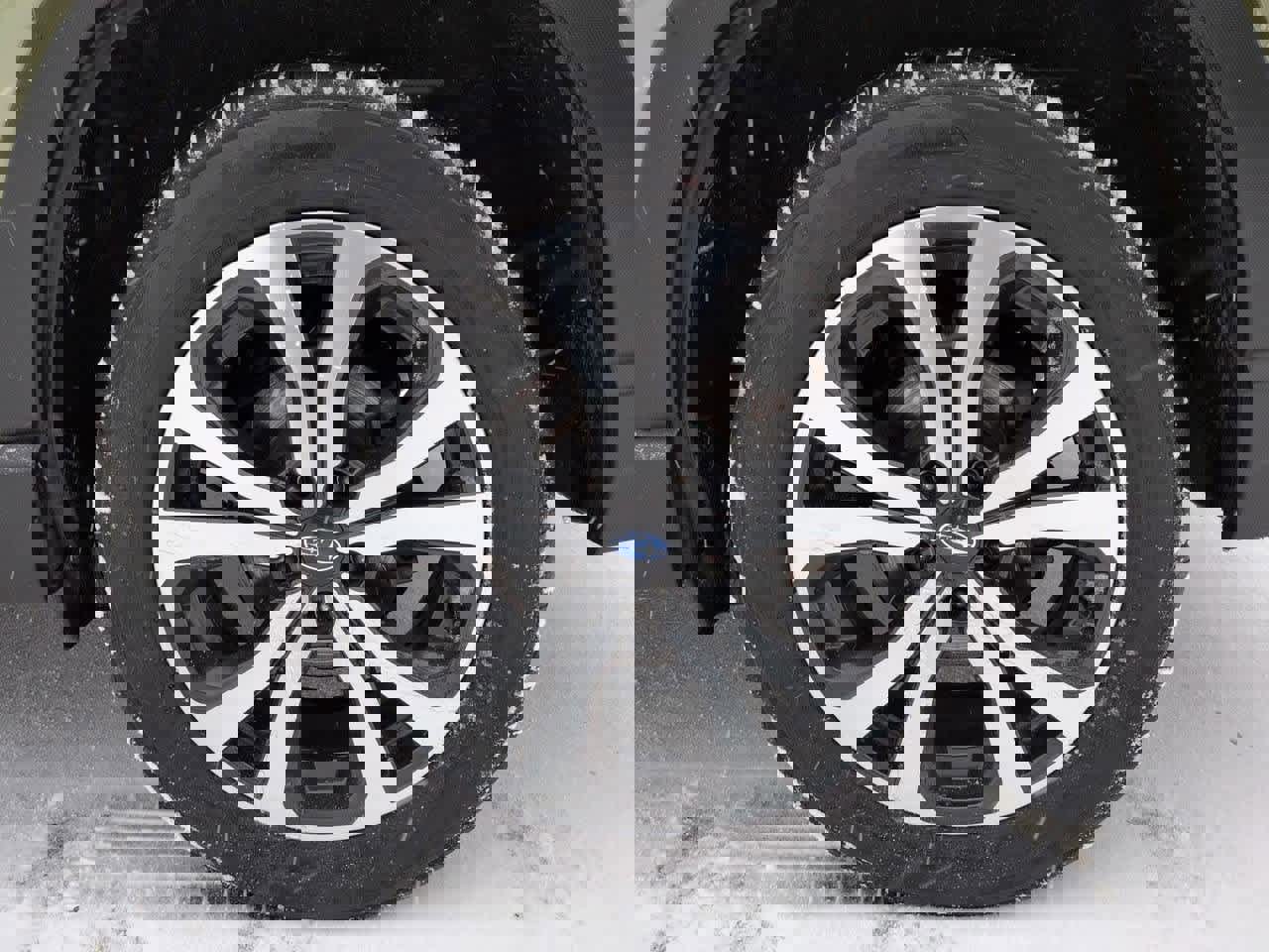 Used 2021 Subaru Forester Limited image 13