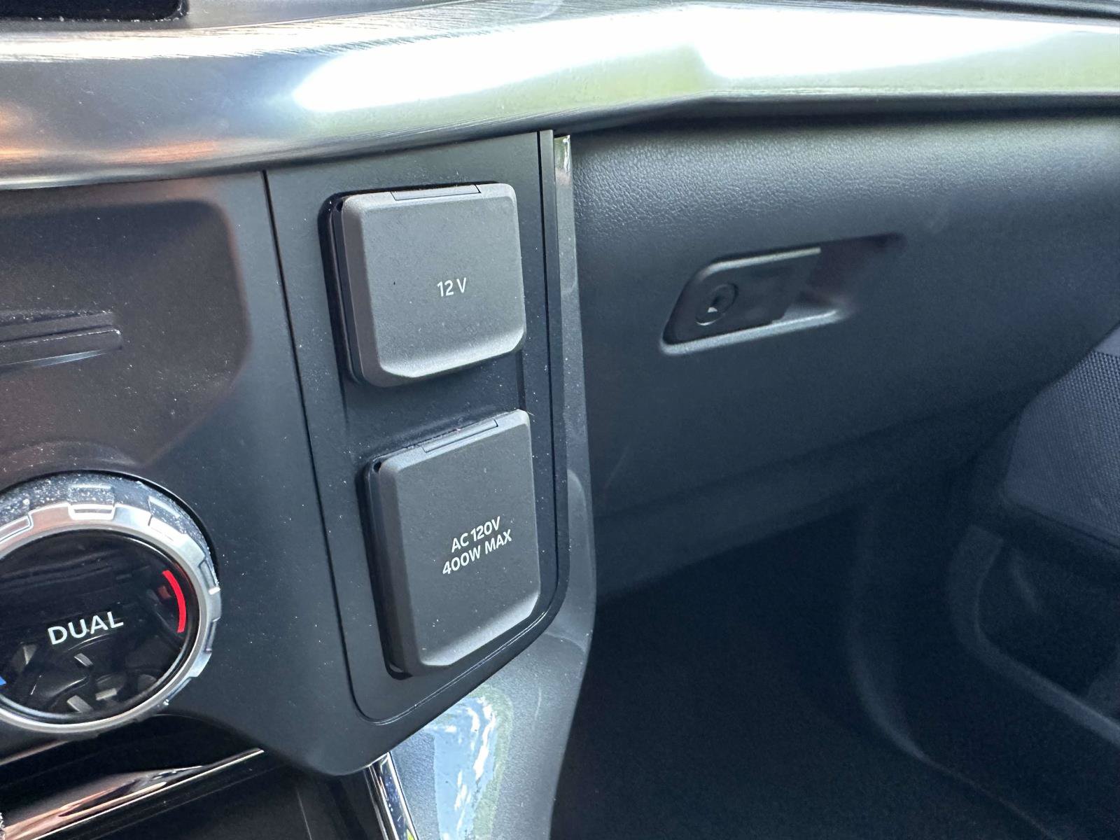 Certified 2023 Ford F150 Lariat AWD/4WD image 23