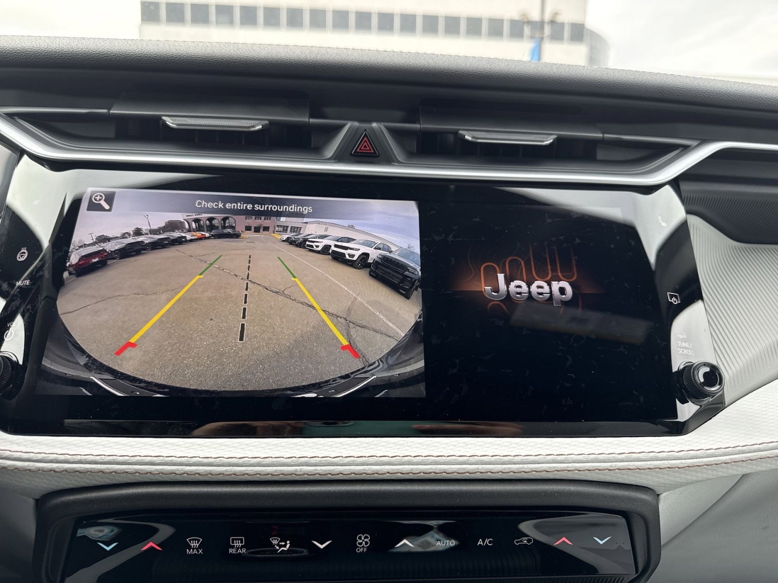 New 2026 Jeep Cherokee Limited image 19