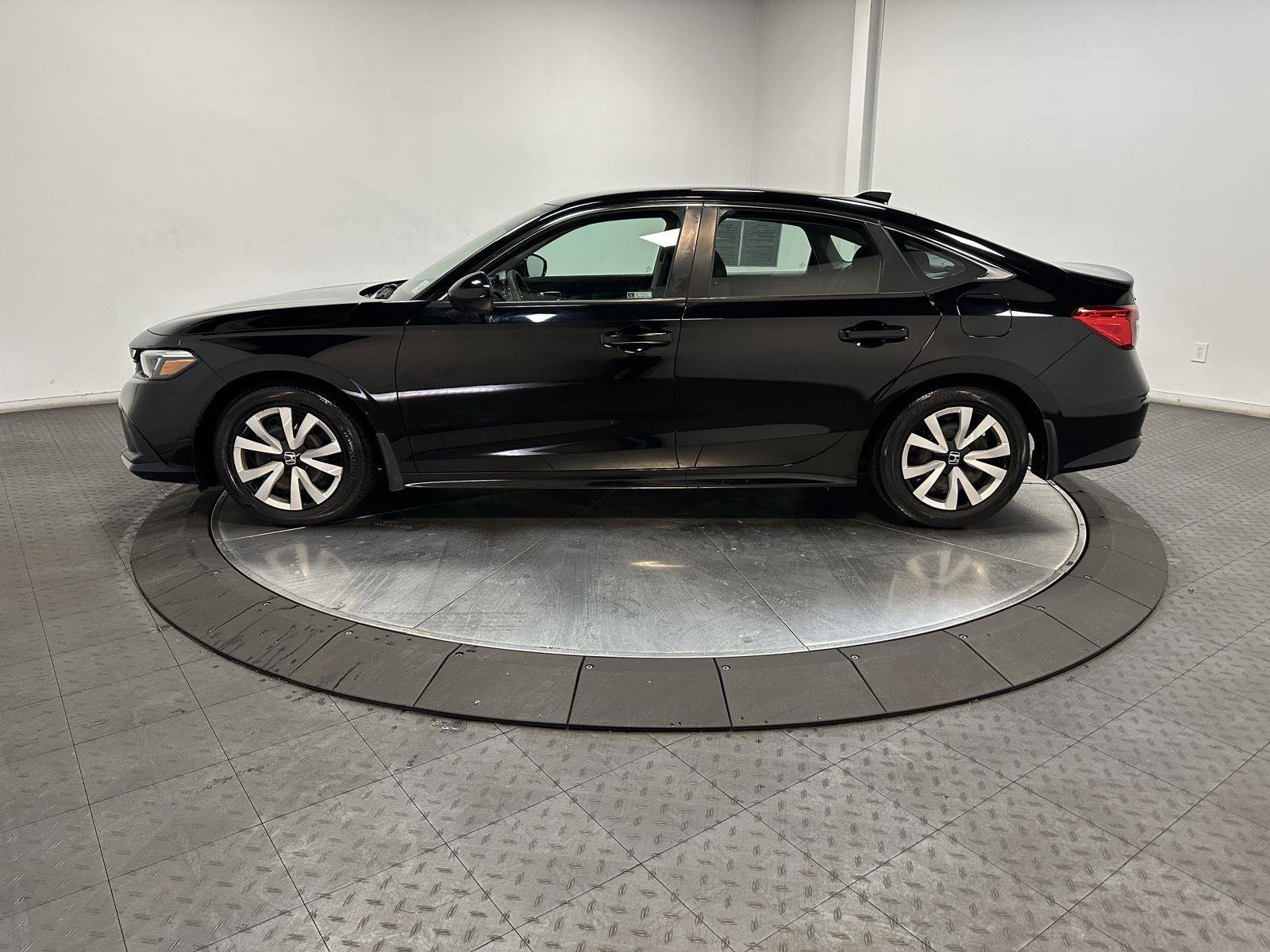 Used 2023 Honda Civic LX image 8