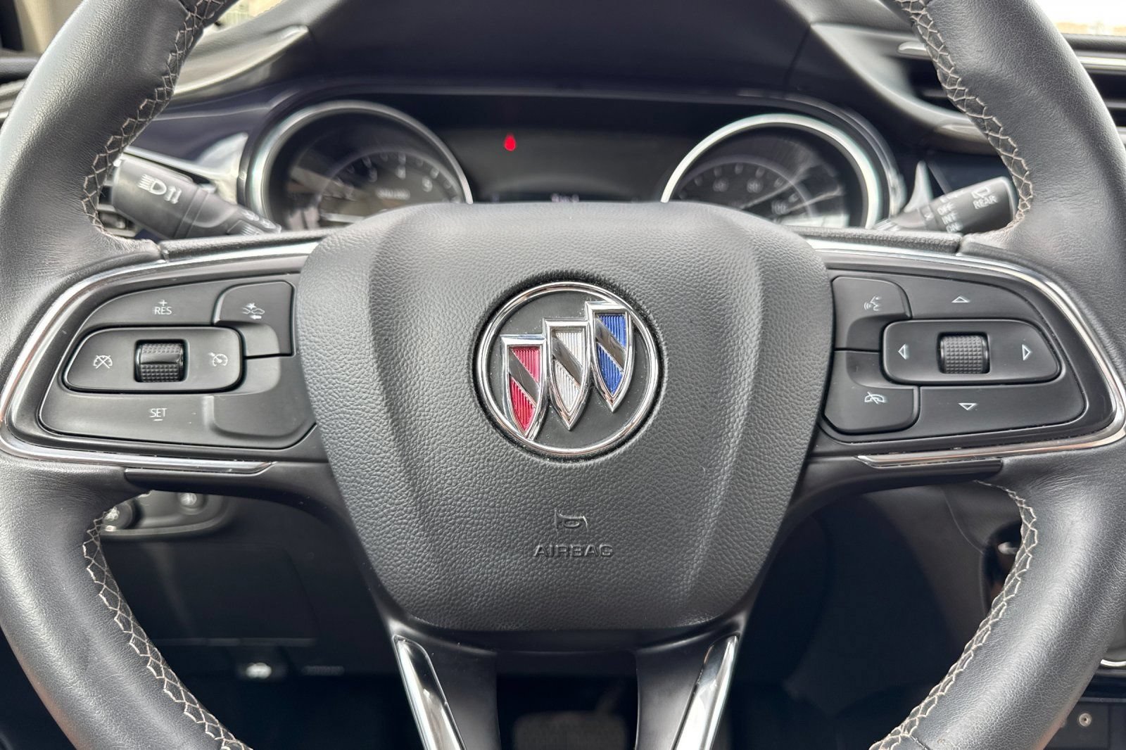Certified 2023 Buick Encore GX Preferred FWD image 24
