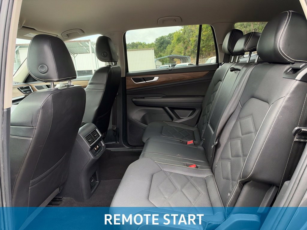 Used 2025 Volkswagen Atlas SE AWD/4WD image 6